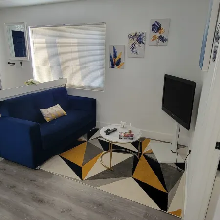 Cozy Miramar Getaway: Relaxing Retreat with Modern Comforts! Отели в г. Мирамар