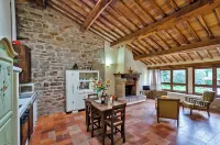 La Rondine - Farmhouse La Fattoria