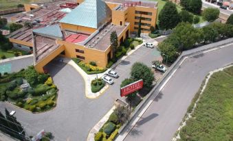 Cantalagua Inn