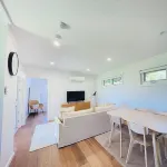 Beautiful 2-bedroom garden cottage in Bowral. Family friendly!