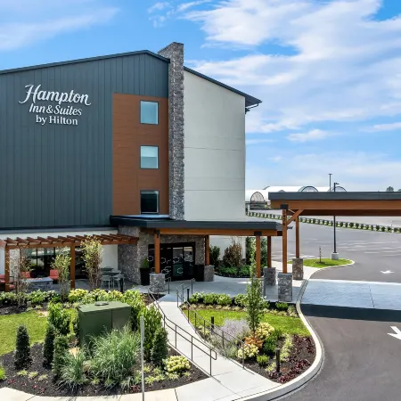 HAMPTON INN AND SUITES BY HILTON INTERCOURSE Отели в г. Интеркорс