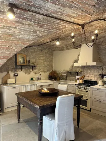 Cozy, Artistic One-Bedroom Retreat in Todi- Ground Floor Charm at Nido di Gufi