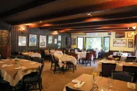 Kandahar Lodge at Whitefish Mountain Resort - breakfast