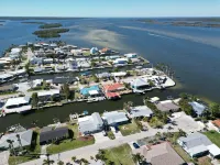 Charming 2-bedroom house with Gulf Access in cool Matlacha Hotel a Matlacha