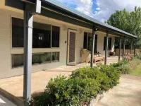 Kookaburra Cottage Berridale Hotels in Berridale