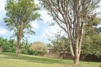 Mugagas cozy ome with a view. It is located 100m from the UN Base in Entebbe.l