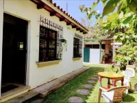 Casita Volcanes Resort Antigua Guatemala. 15 minutes park of Antigua Guatemala Hotel a 