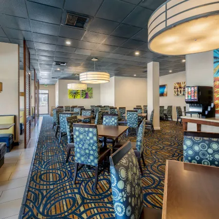 Clarion Hotel Anaheim Resort