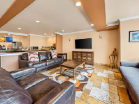 Comfort Inn & Suites Salinas Hotels in Salinas