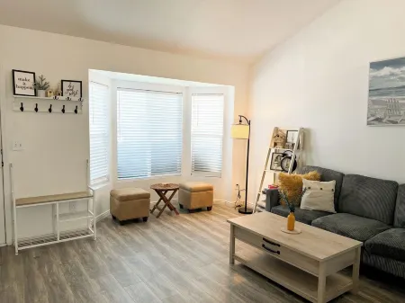 Cute/Cozy 4-bedroom house West Valley City with games area