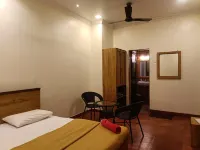 Pinewood Resort Hotels in Khandpe