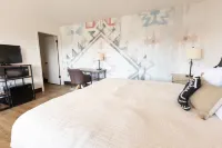 The Golden Spurs Hotel di 