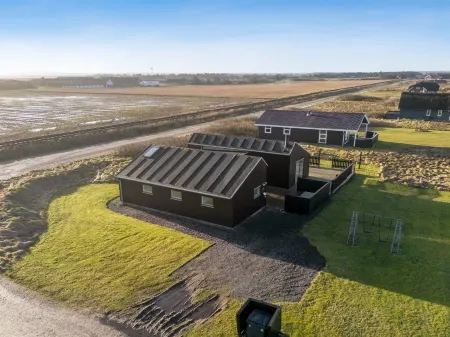 "Damaskin" - 300m from the Sea