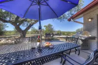 Casa Bonita: Scenic Hill Country Views! Hotels in Gillespie County