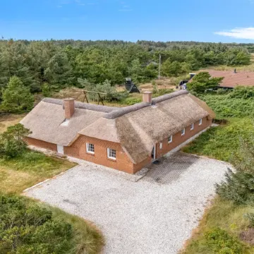 "Seppo" - 900m from the Sea