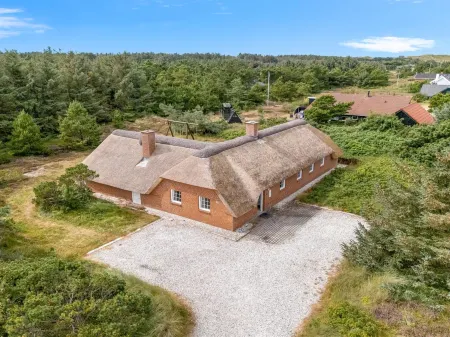 "Seppo" - 900m from the Sea