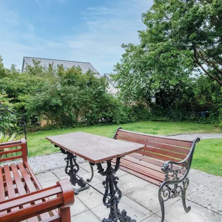 The Loft, One Bedroom Apartment, St Florence