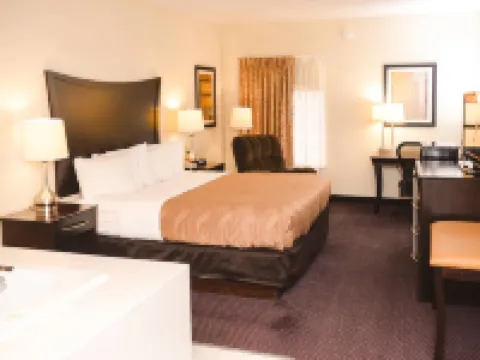 埃姆斯會議中心近 ISU 校園凱藝套房酒店 埃姆斯酒店