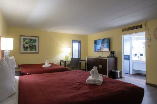 Heart of Manteo Hotels in Manteo