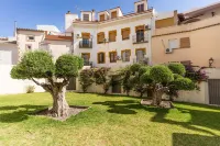 Albergue Inturjoven Jaen - parking