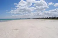 Port Adelaide Backpackers - Nhà nghỉ