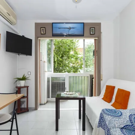 Studio in Roses near La Perola Beach
