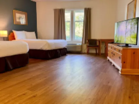 Stone Willow Inn Hotels in Perth County