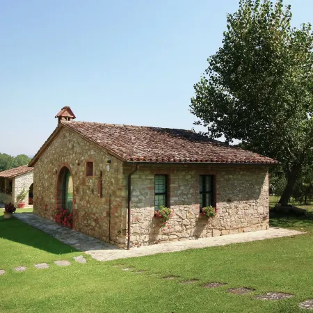Cottage in Todi with Pool and Sauna