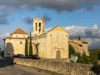 Mansion in St Marti with Vineyards & Garden