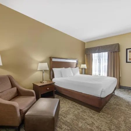 Best Western Plus Prairie Inn
