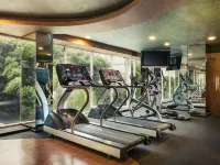 Mercure Surabaya Grand Mirama - Gym
