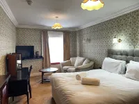 Lairgate Hotel - parkir