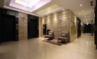 Almond Hotel Busan Station