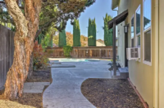 Modesto Home w/ Deck - 2 Mi to Vintage Faire Mall