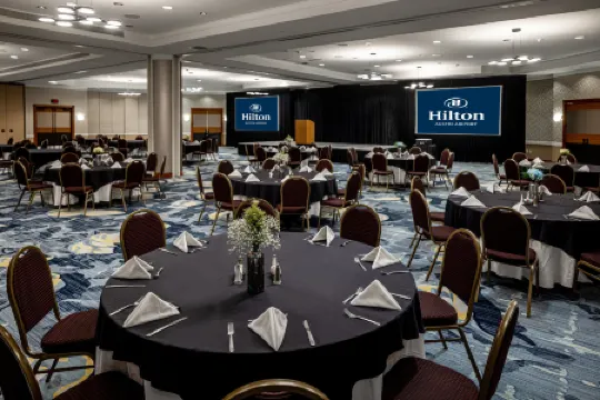 Hilton Austin Airport