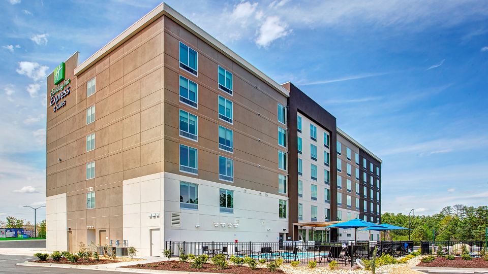 Holiday Inn Express & Suites COVINGTON by IHG