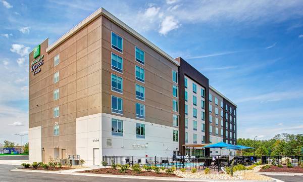 Holiday Inn Express & Suites Covington by IHG