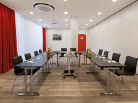 洛斯多美洛酒店 中弗蘭肯行政區酒店