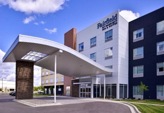 페어필드 인 & 스위트 바이 메리어트 미니애폴리스 사코피