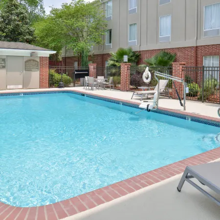 Holiday Inn Express & Suites LAFAYETTE by IHG