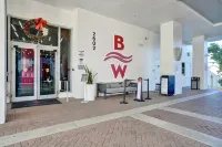 Beachwalk Resort Hotel