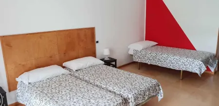 La Boheme Smart Hotel Отели рядом с достопримечательностью «Королевский дворец Венария»