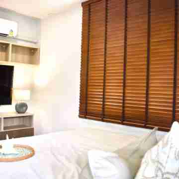 Waterfront Private Residence Rooms