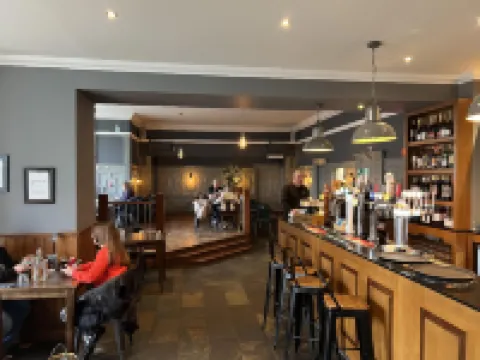 Laurel bank Hotel グレンロセスのホテル