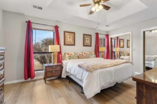 All Fore the Best - Onsite Amenities Hotels in 