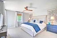 Relaxing Condo w/ Screened-in Lanai, 4 Mi to Beach - Condos