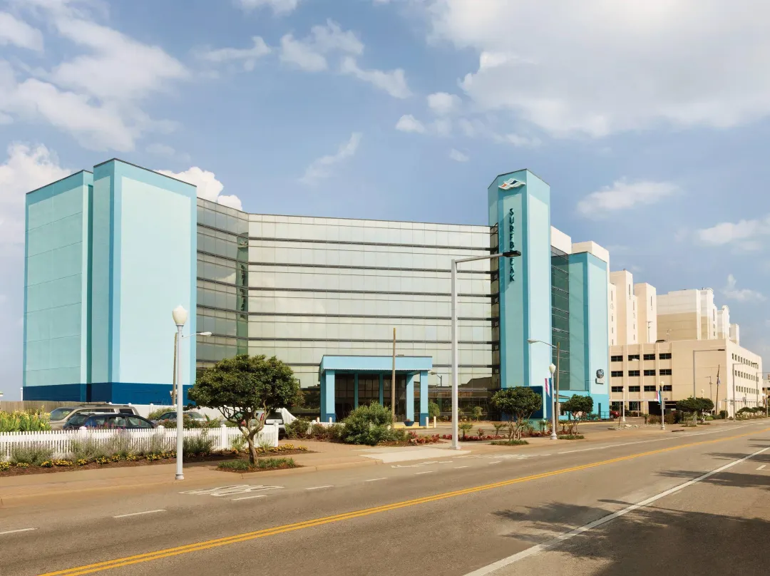 Surfbreak Virginia Beach Oceanfront, Ascend Hotel Collection - Virginia Beach, VA