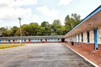 Hospitality Inn Hotel di Selma