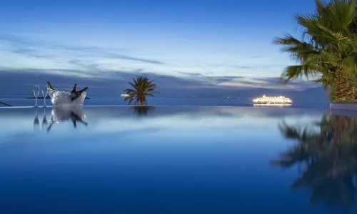 Bill & Coo Mykonos -The Leading Hotels of the World