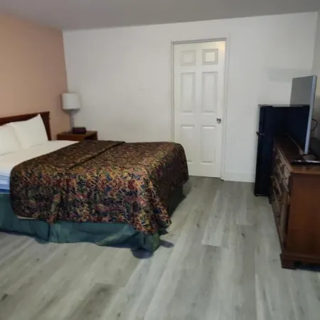 Shamrock Motel